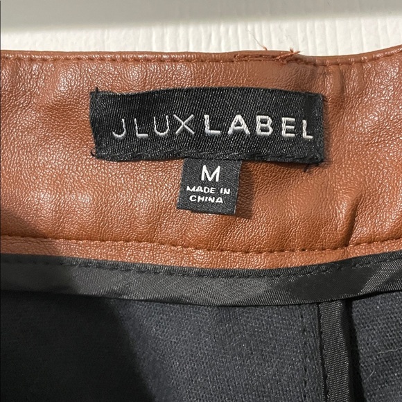 JLUXLABEL Like New Women’s Faux Leather Vegan High Rise Caramel Pants Sz Medium - Picture 2 of 10